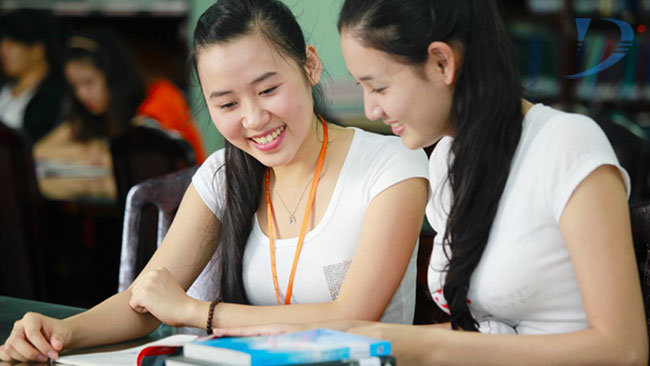 tìm gia sư luyện thi đại học tiết kiệm thời gian đi lại
