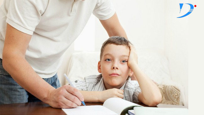 gia sư làm gì khi học sinh bướng và không nghe lời