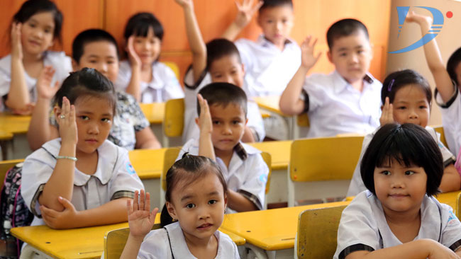 làm thế nào để học sinh hăng hái phát biểu bài