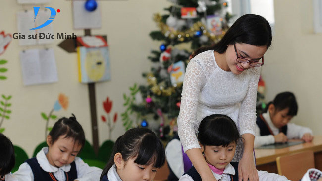 nghề nhà giáo vất vả